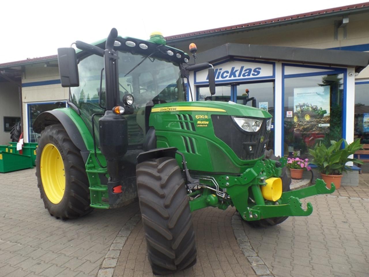 John Deere 6130R