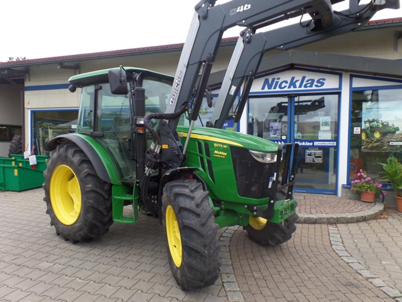 John Deere 5075M