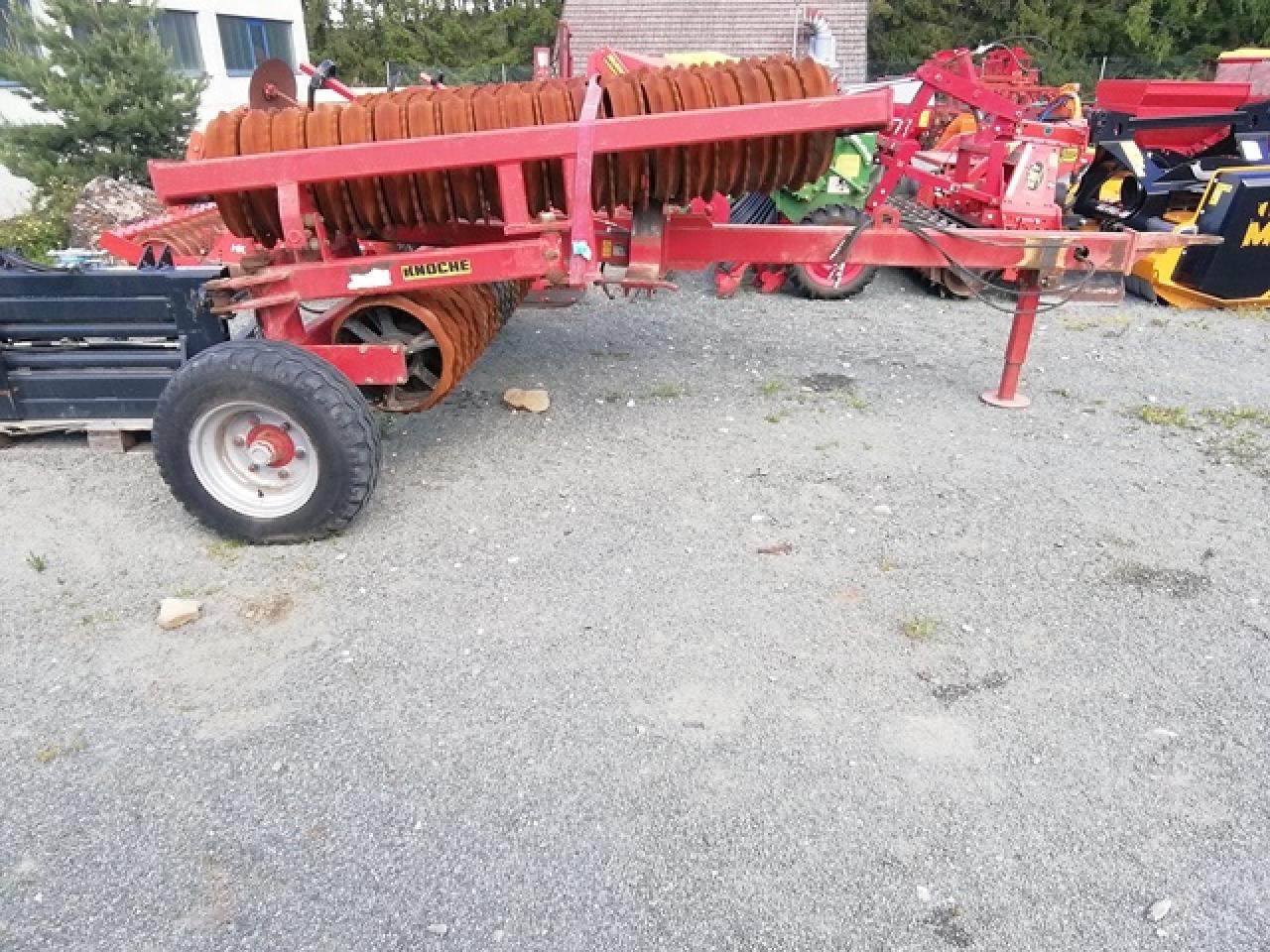Knoche 4862