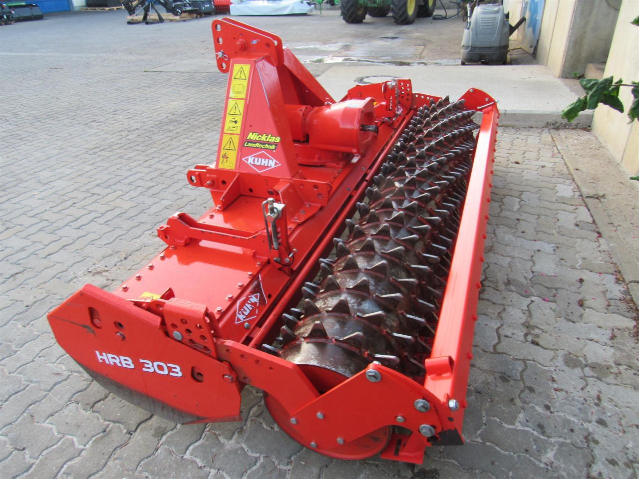 Kuhn HRB303D