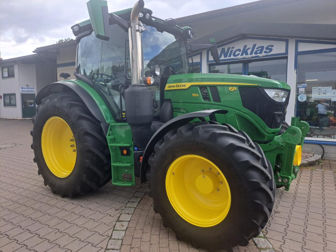 John Deere 6R 150