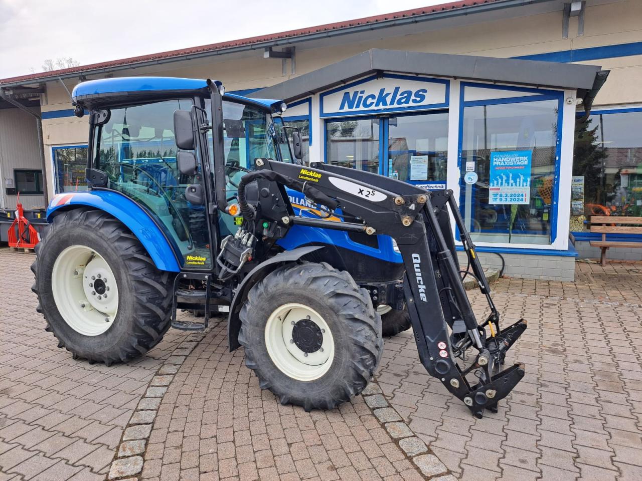 New Holland T4S.55