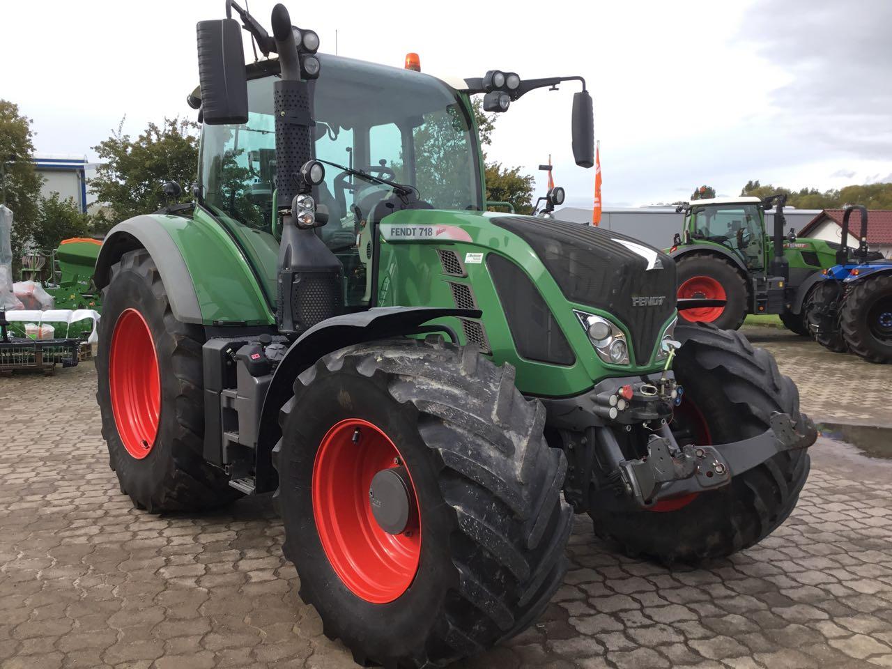 FENDT 718 Vario SCR