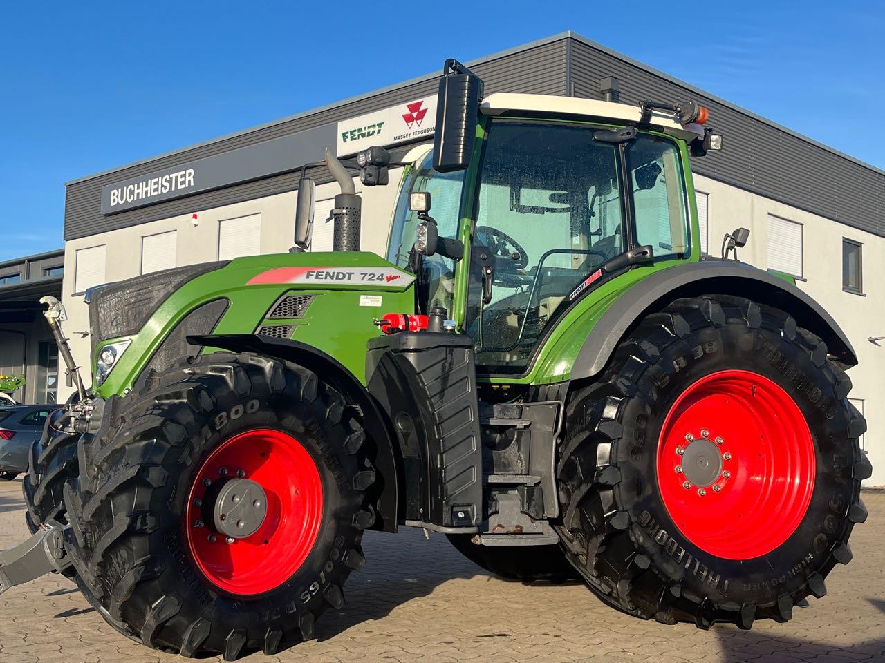 FENDT 724 Vario S4 ProfiPlus
