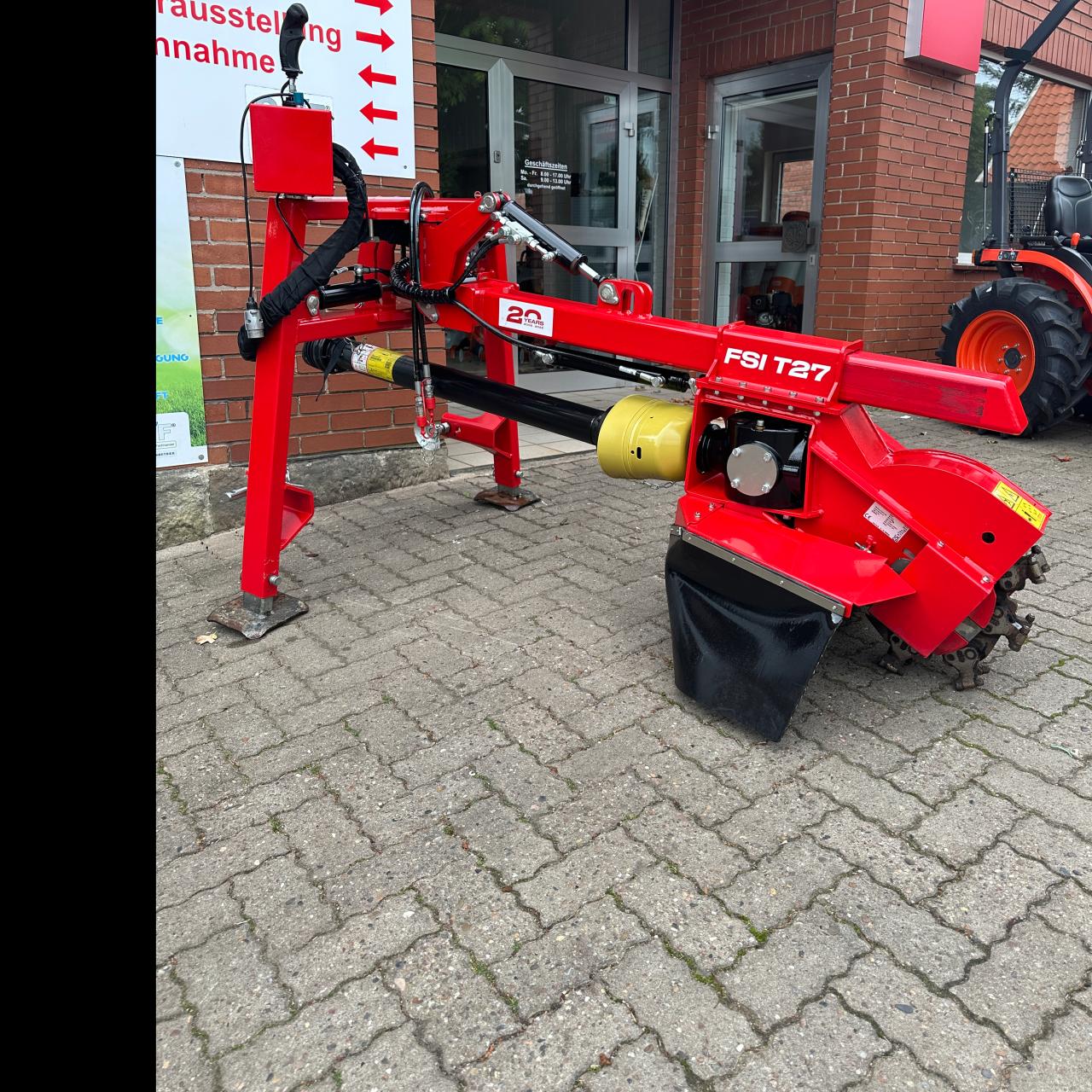 Sonstige FSI T27 Baumstumpffräse