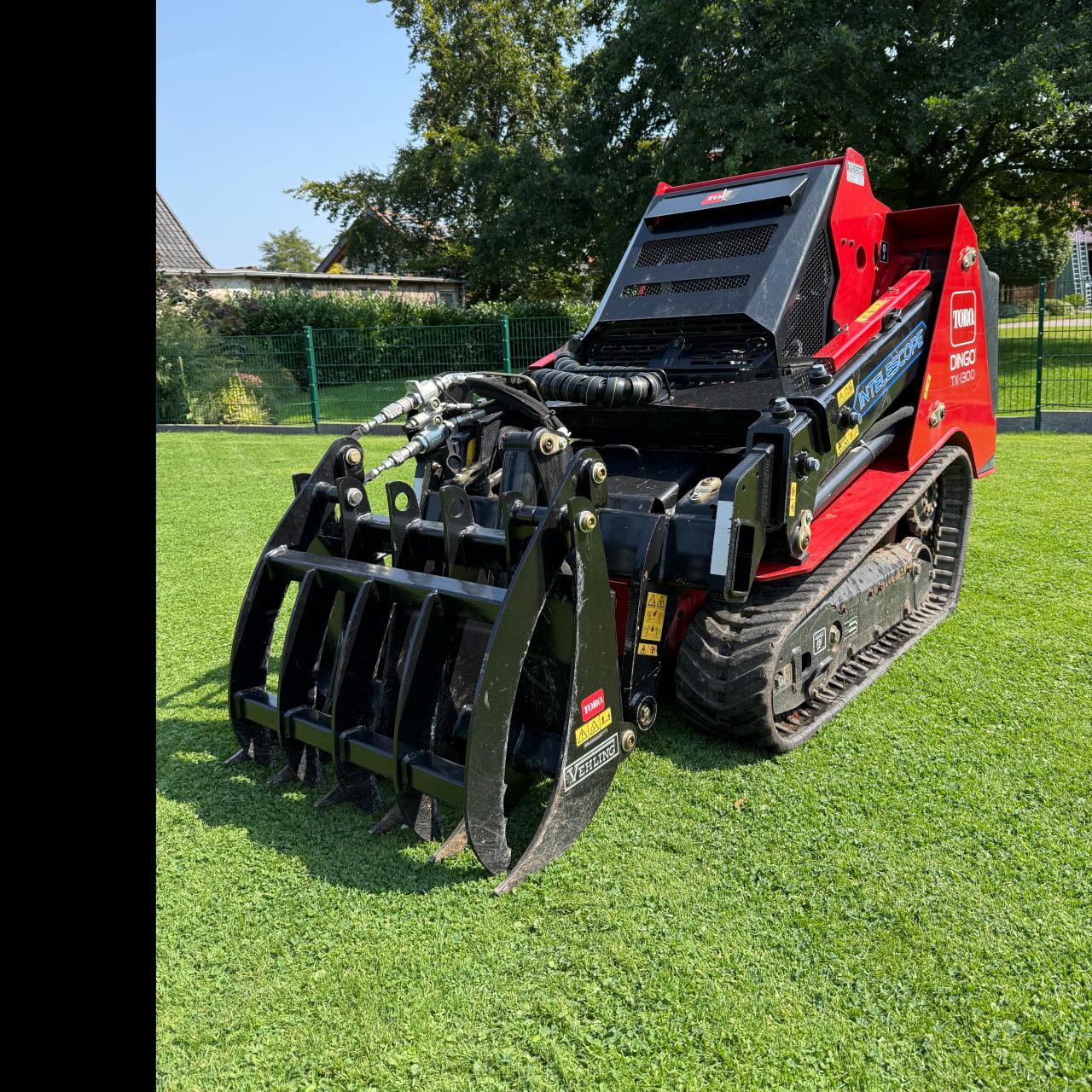 Toro Dingo TX 1300