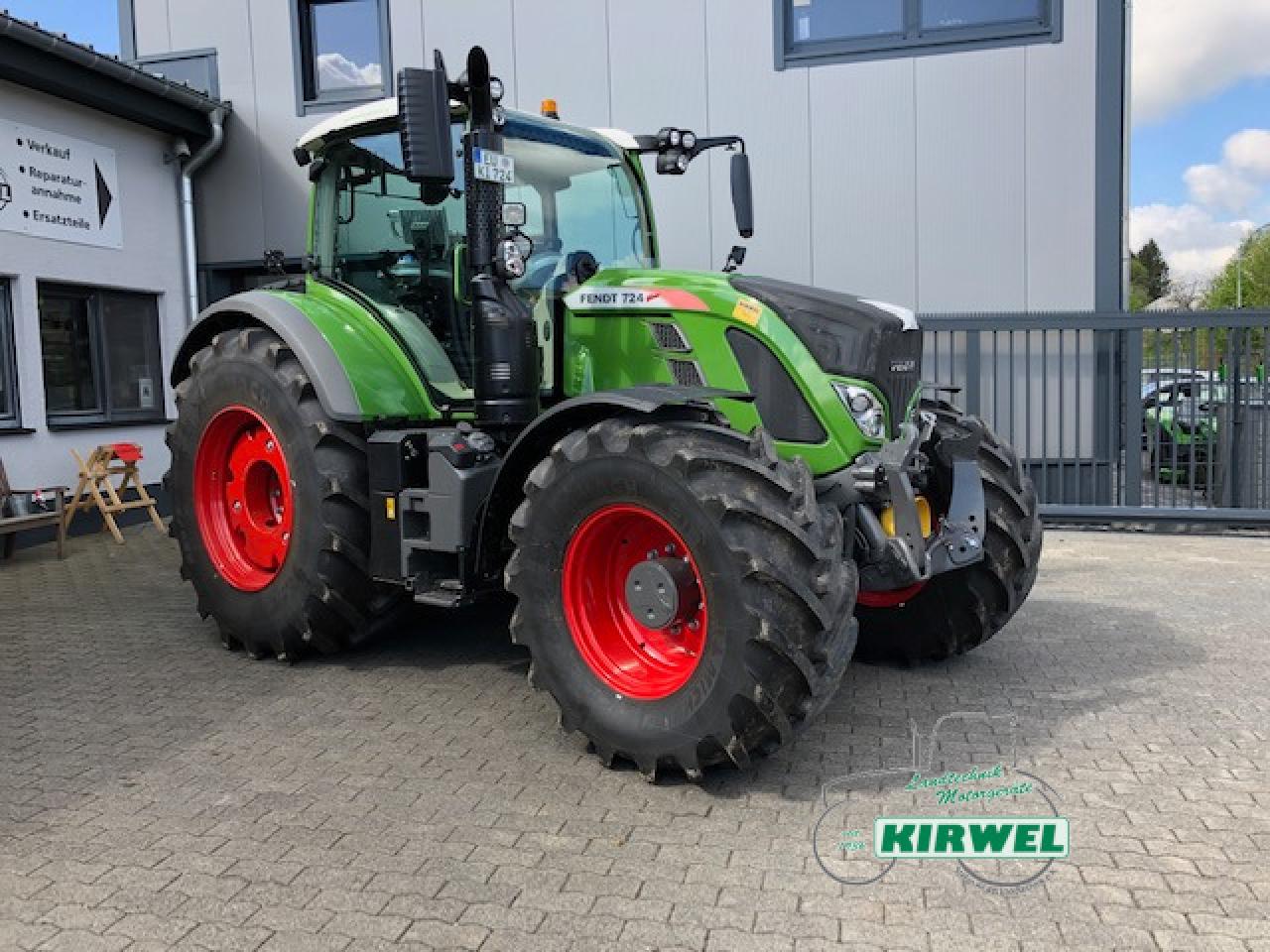 FENDT 724 S4