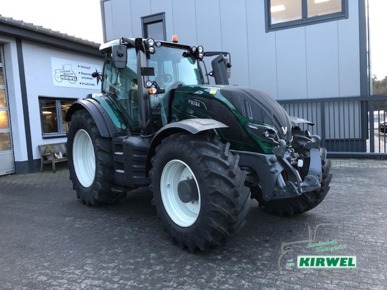 Valtra T 214 Versu