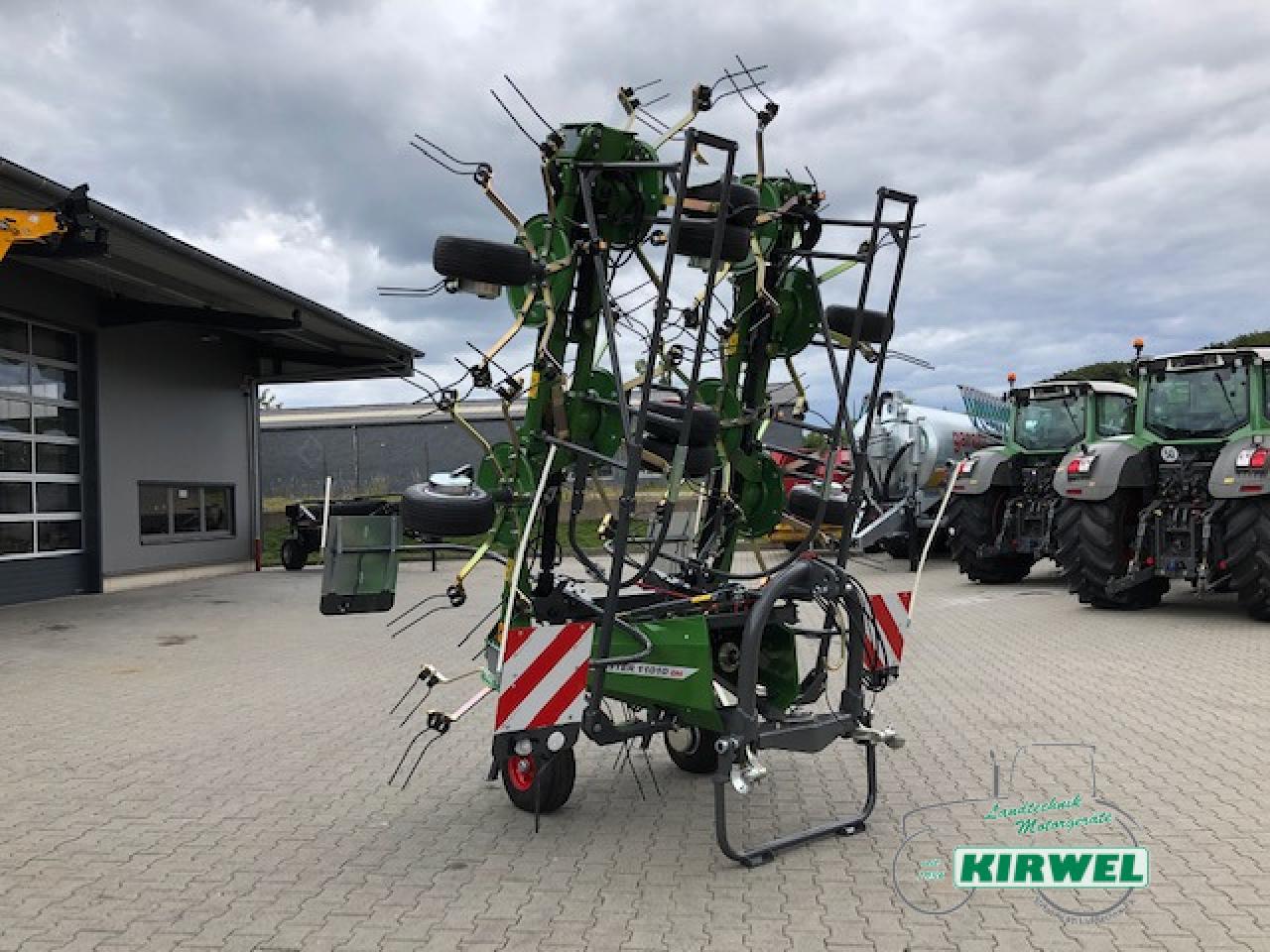 FENDT Twister 11010