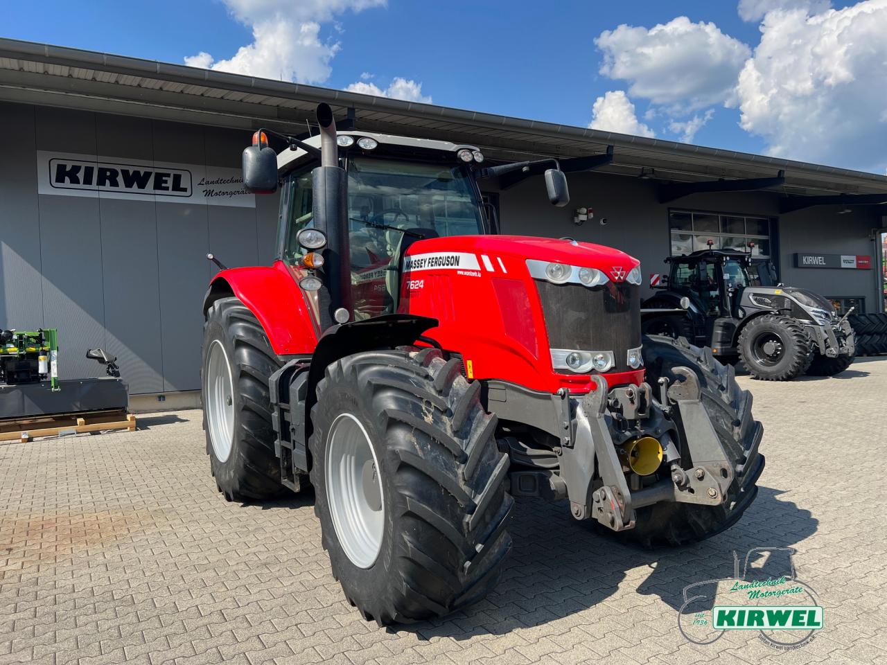 Massey Ferguson 7624 DynaVT