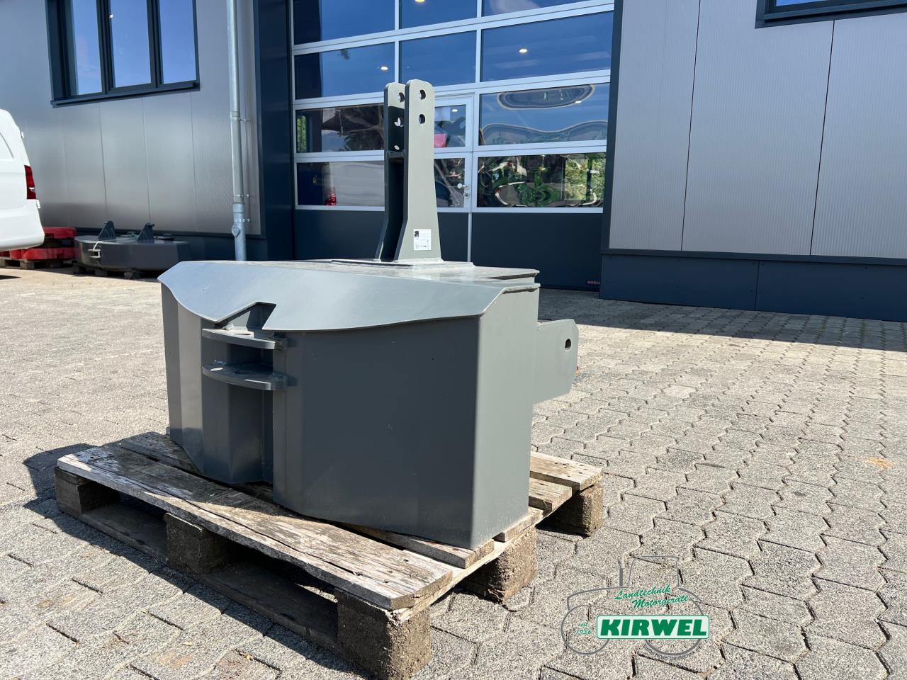 ©farmpartner-tec GmbH Frontgewicht 600 kg