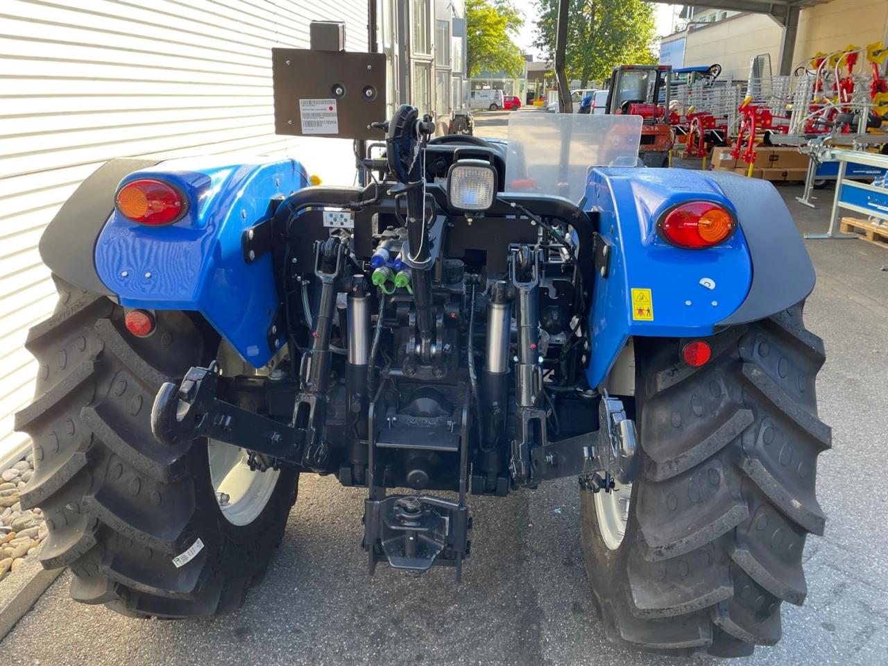 New Holland T 3.60 LP Front