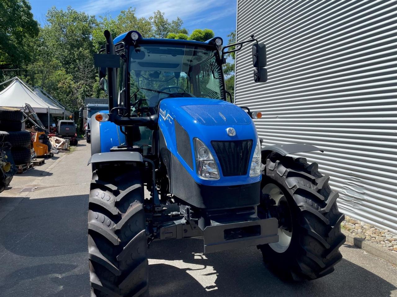 New Holland T 5.90S POS STAGE V Front