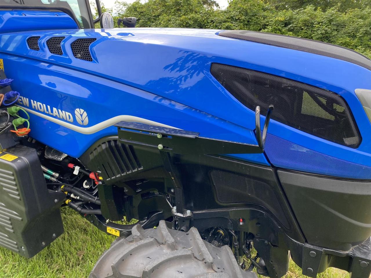 New Holland T 4.80 v CAB STAGE V Above