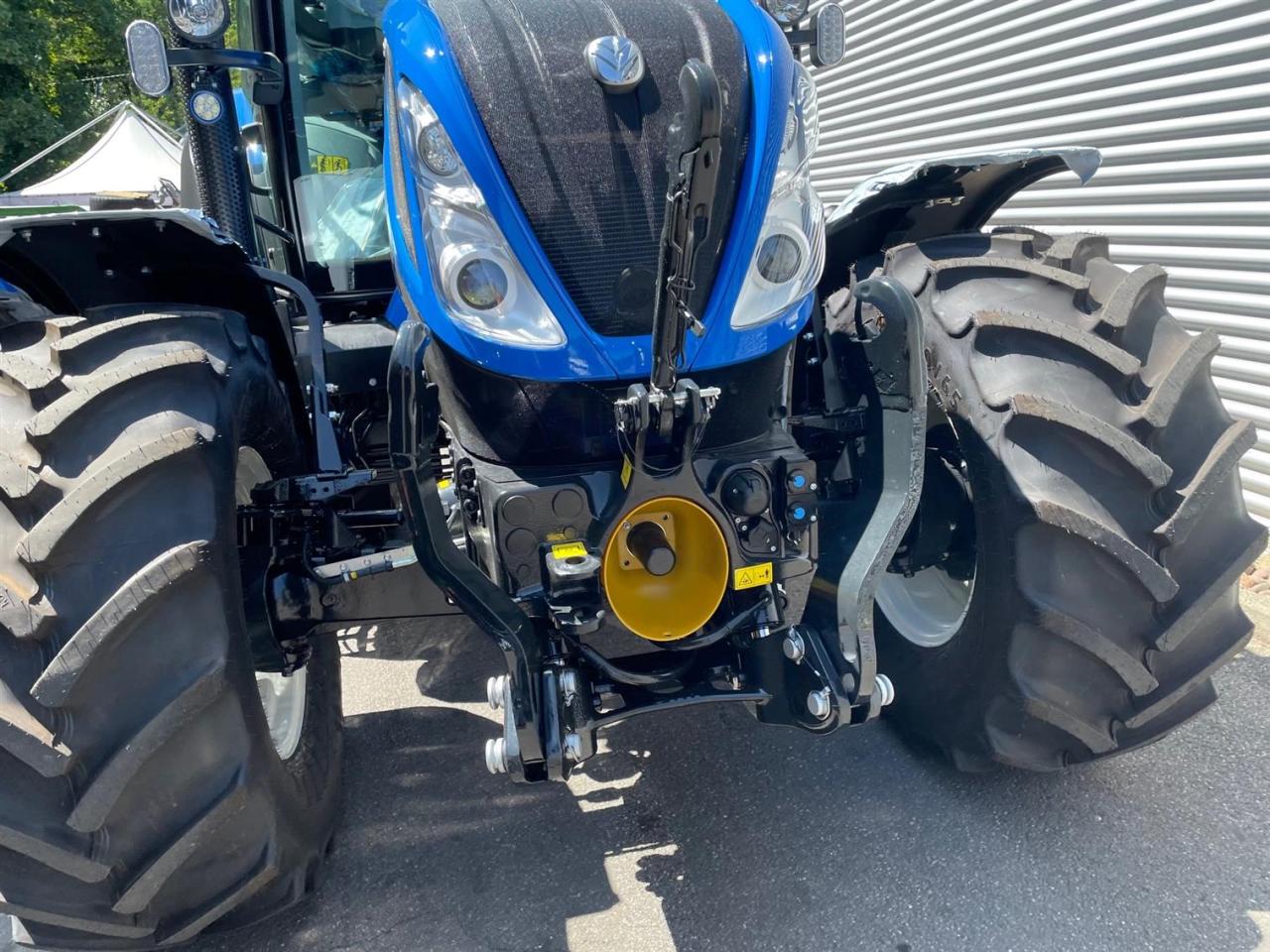 New Holland T 5.120 DC Rear