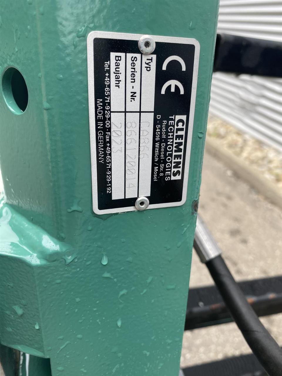 Clemens Säulenaushebung S6 EW Above