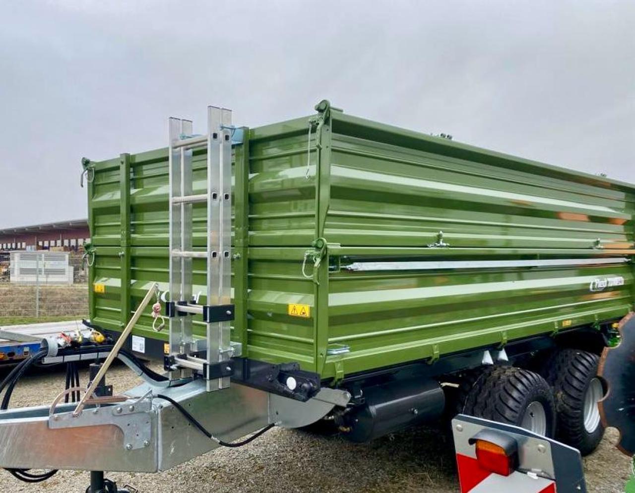 Fliegl TDK140 Front