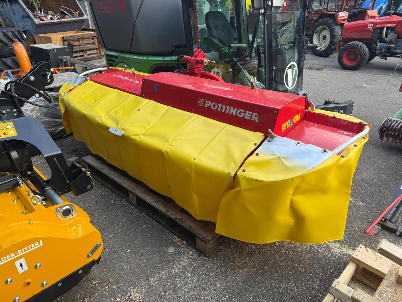 Pöttinger ALPIN 266 B Front