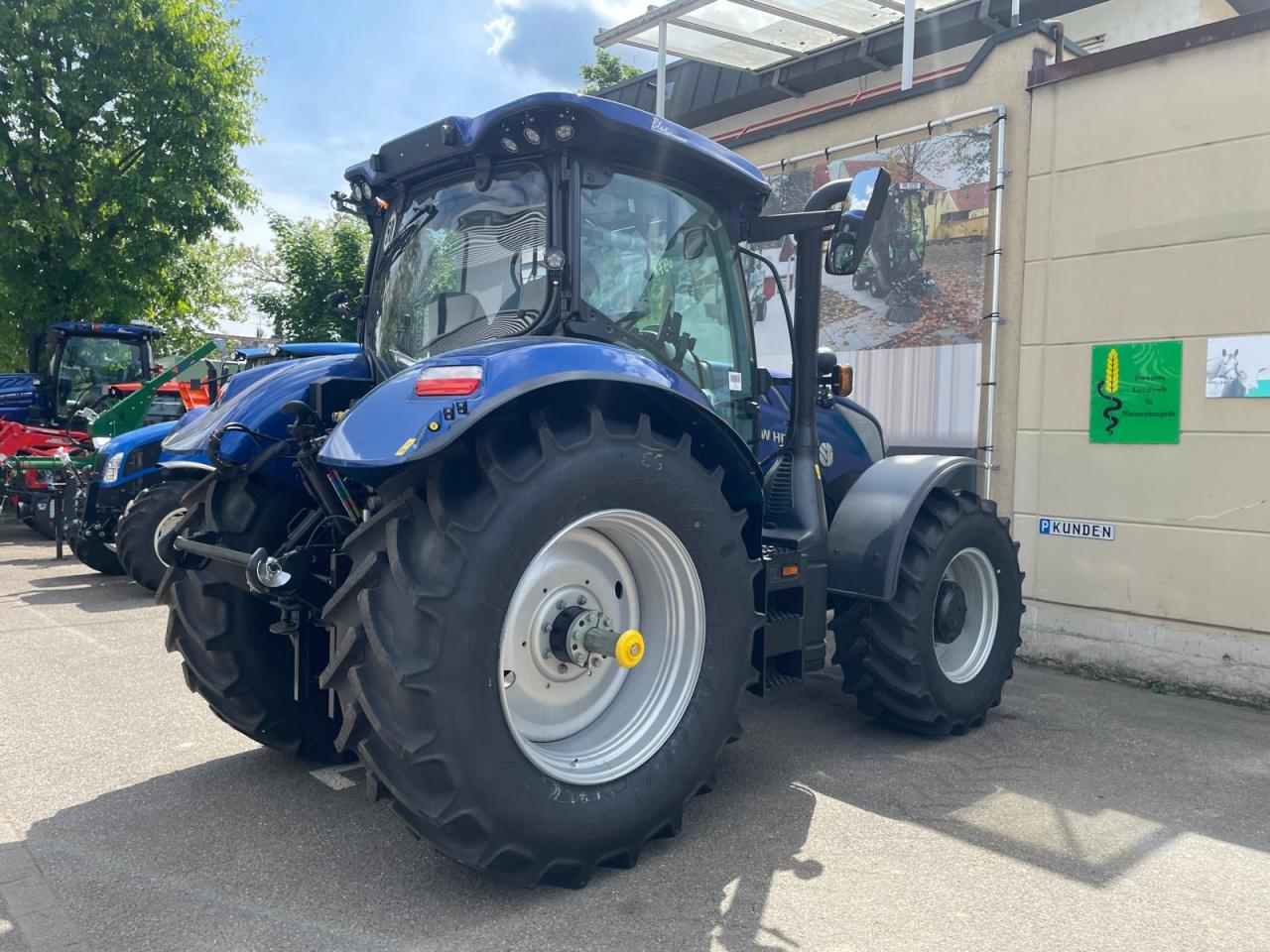 New Holland T 6.180 AC Rear