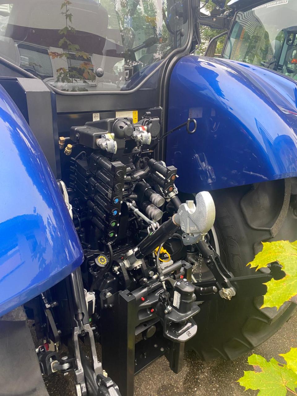 New Holland T 6.180 AC Front