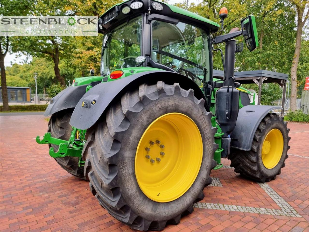 John Deere 6R185