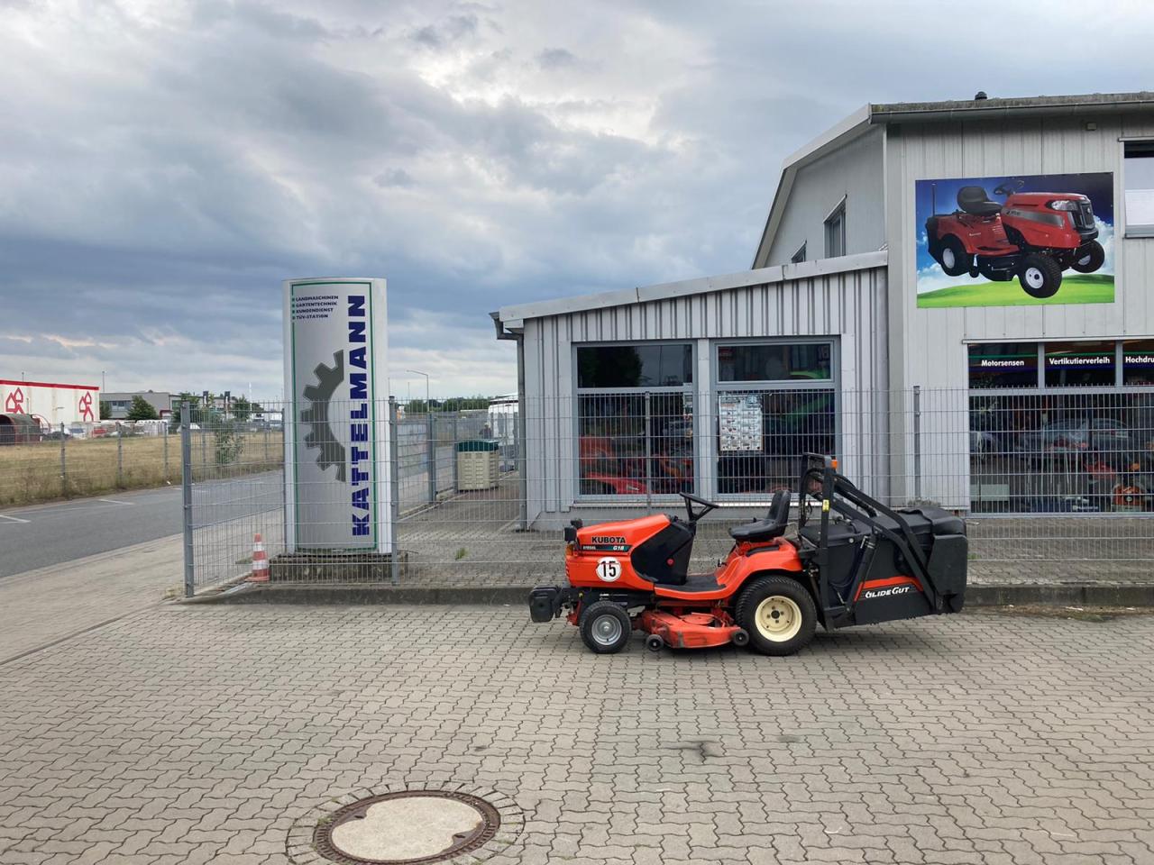 Kubota G18