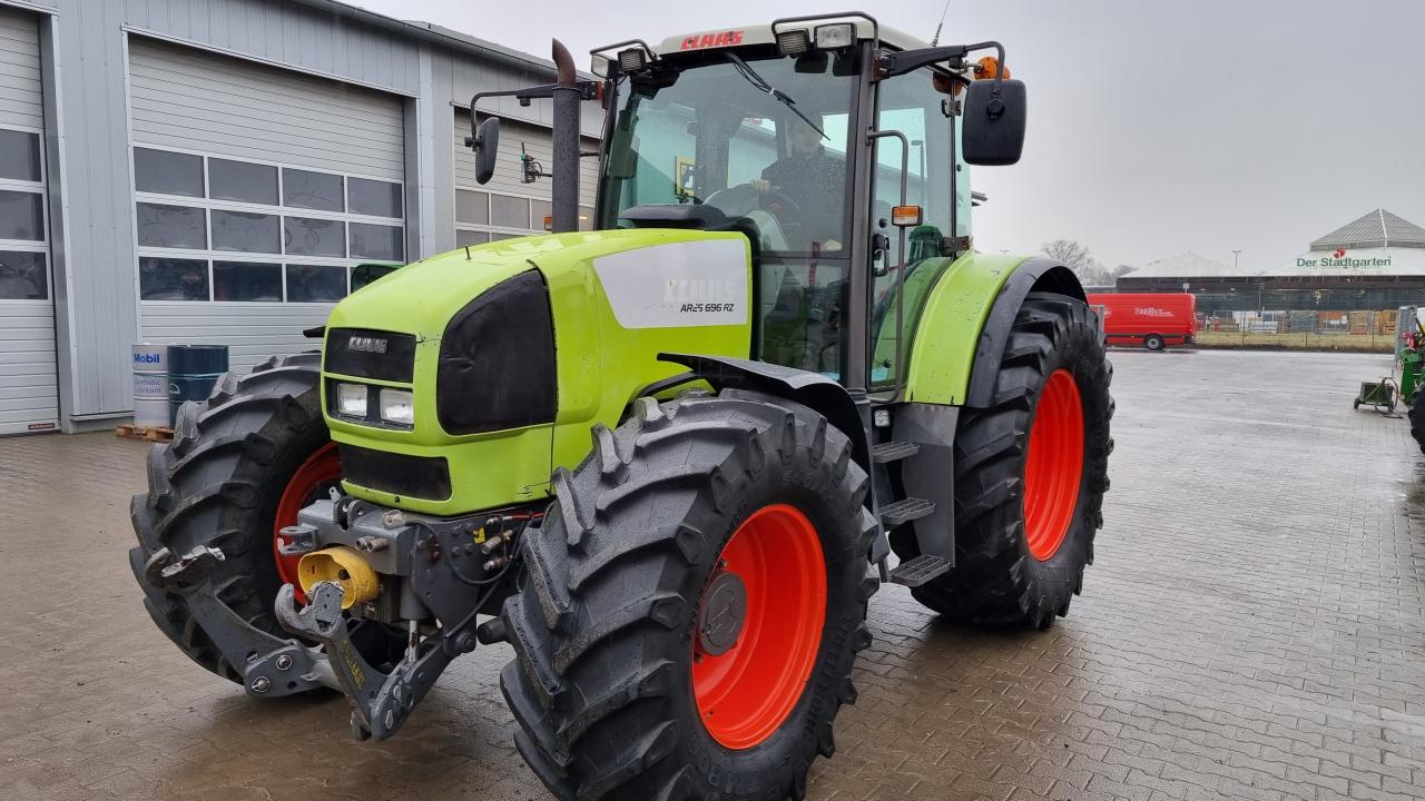 CLAAS Ares 696 RZ 