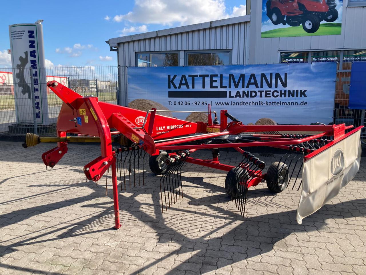 Lely Hibiscus 455