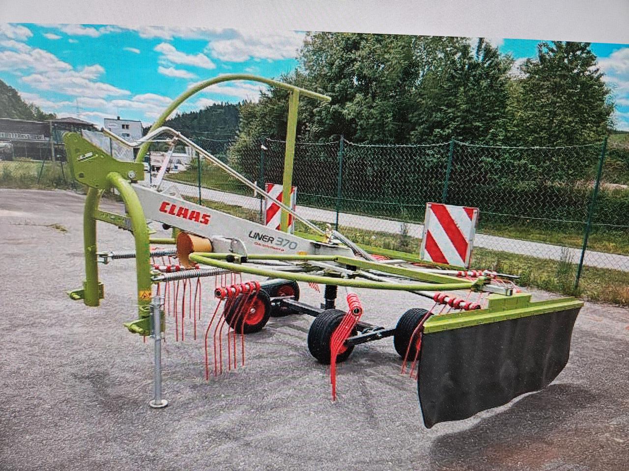 CLAAS Liner 370 Neumaschine