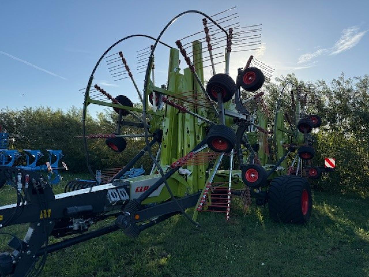 CLAAS Liner 4800 Business