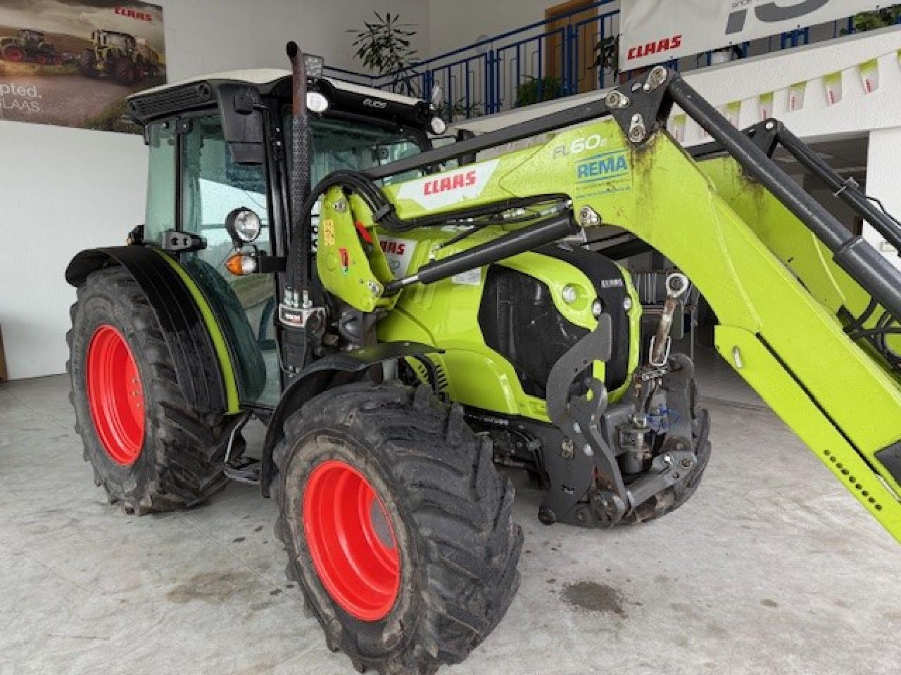 CLAAS Elios 220
