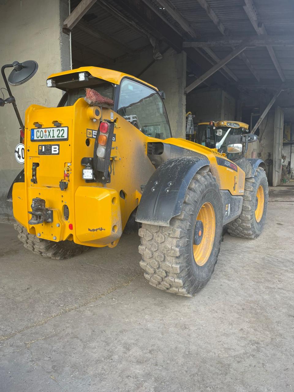 JCB 560-80 Rear