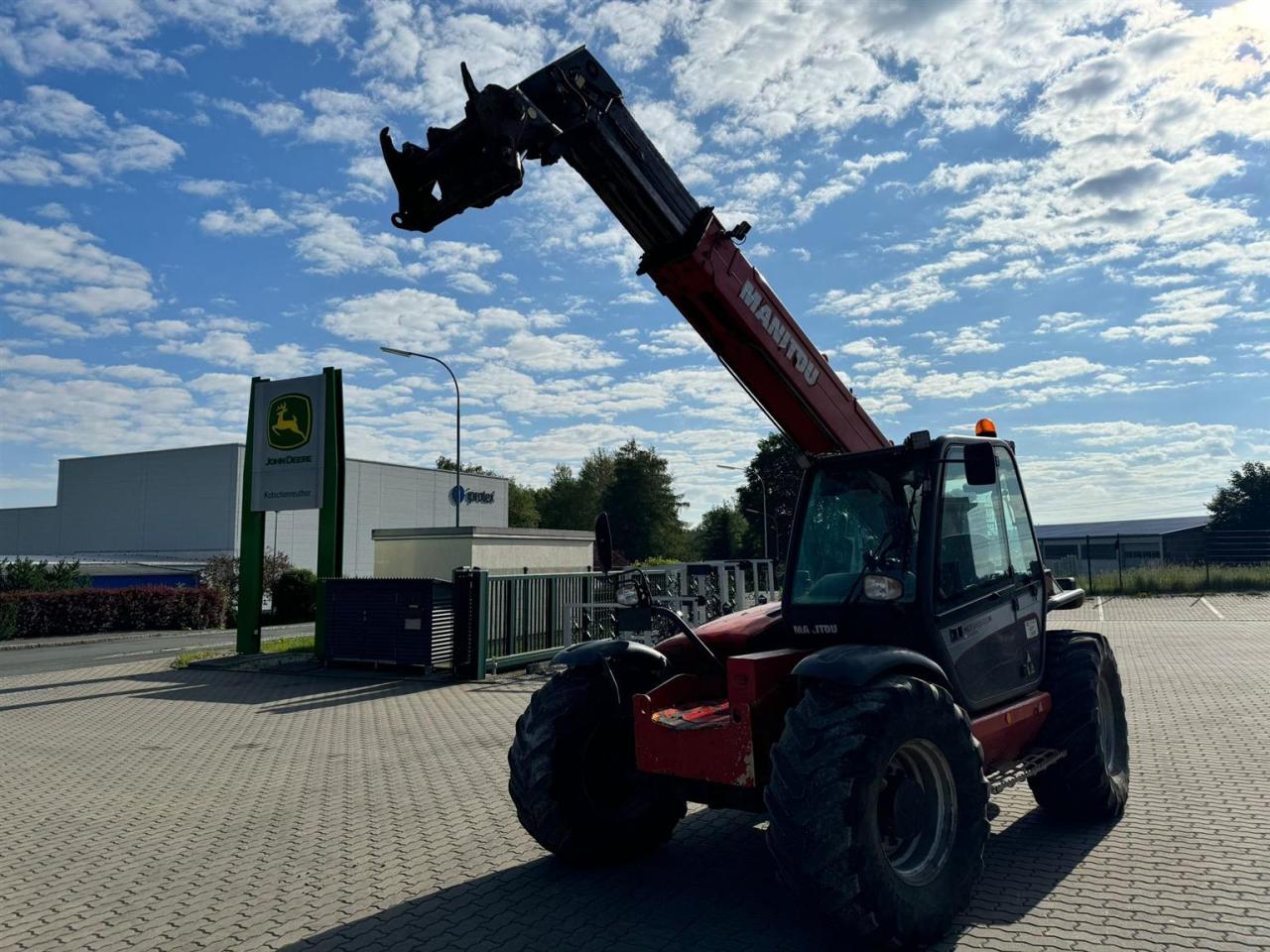 Manitou MLT845-120H 4-E3 Front