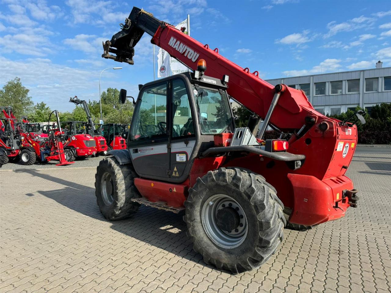 Manitou MLT845-120H 4-E3 Right