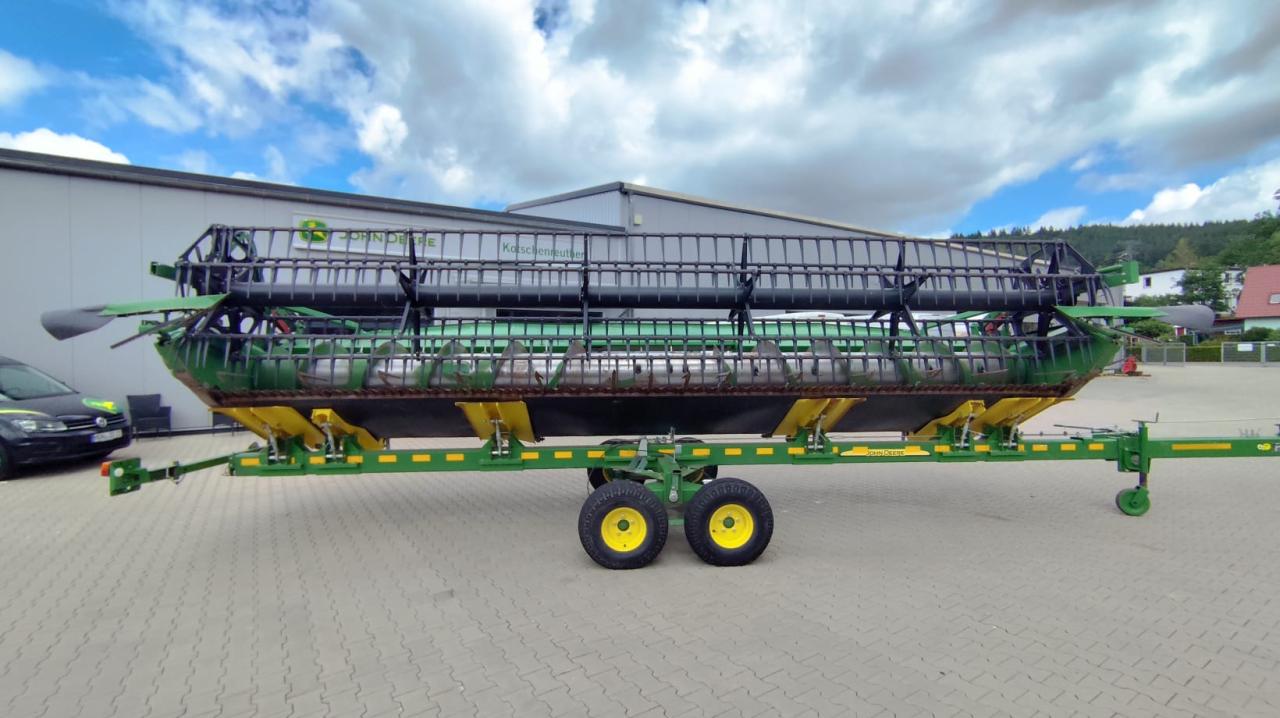 John Deere T560 HM Rear