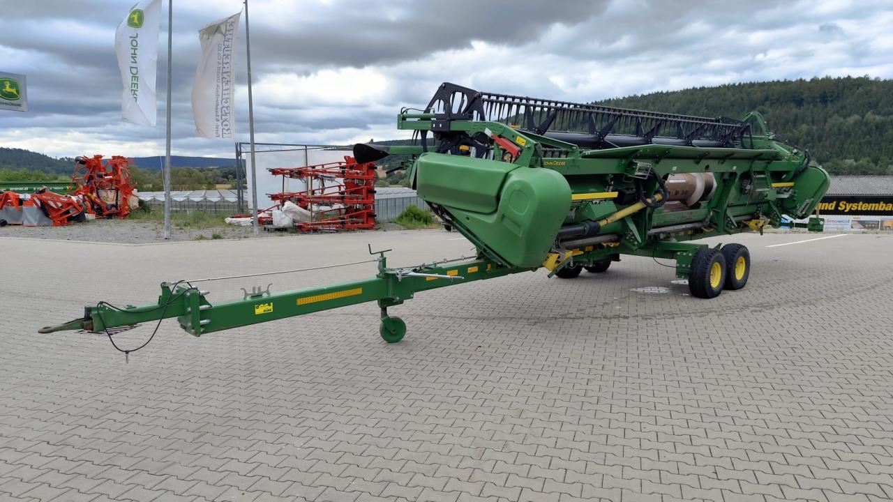 John Deere T560 HM Rear