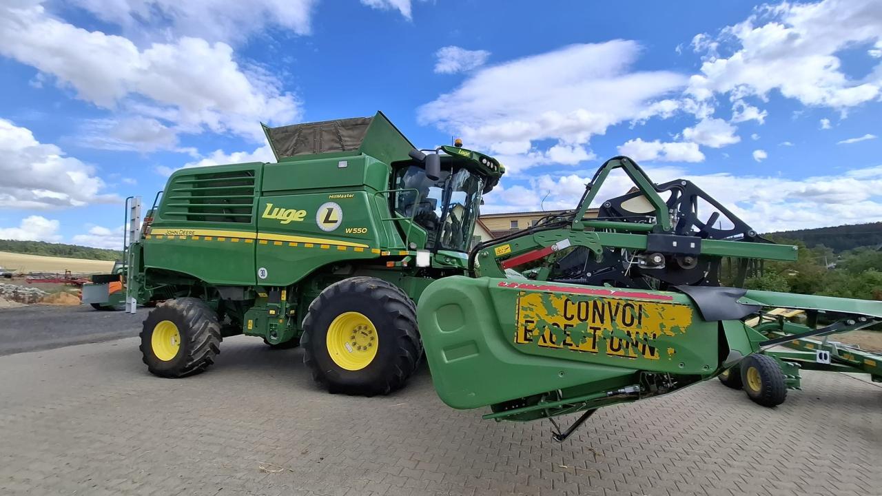 John Deere T560 HM Left