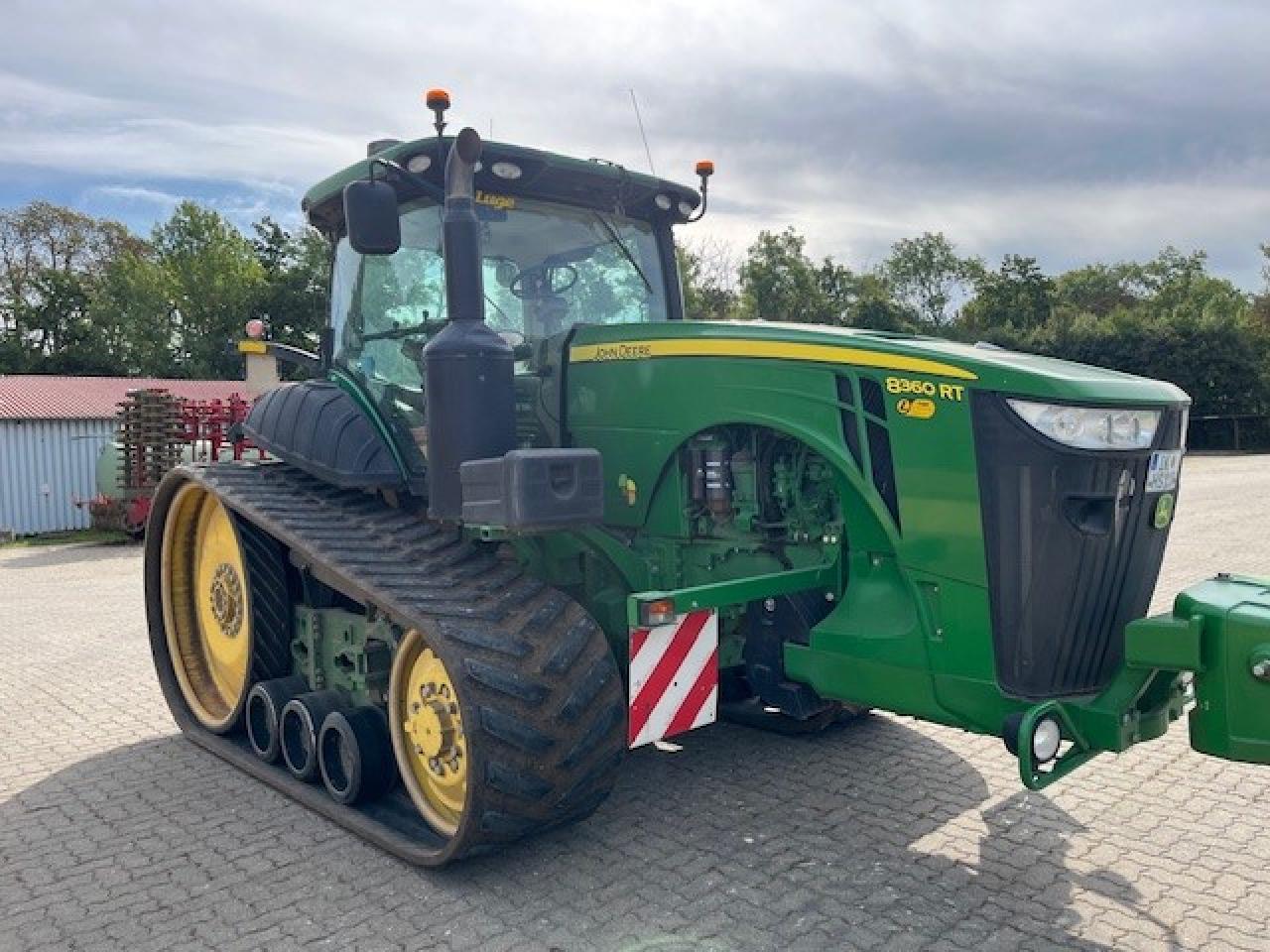 John Deere 8360RT Front