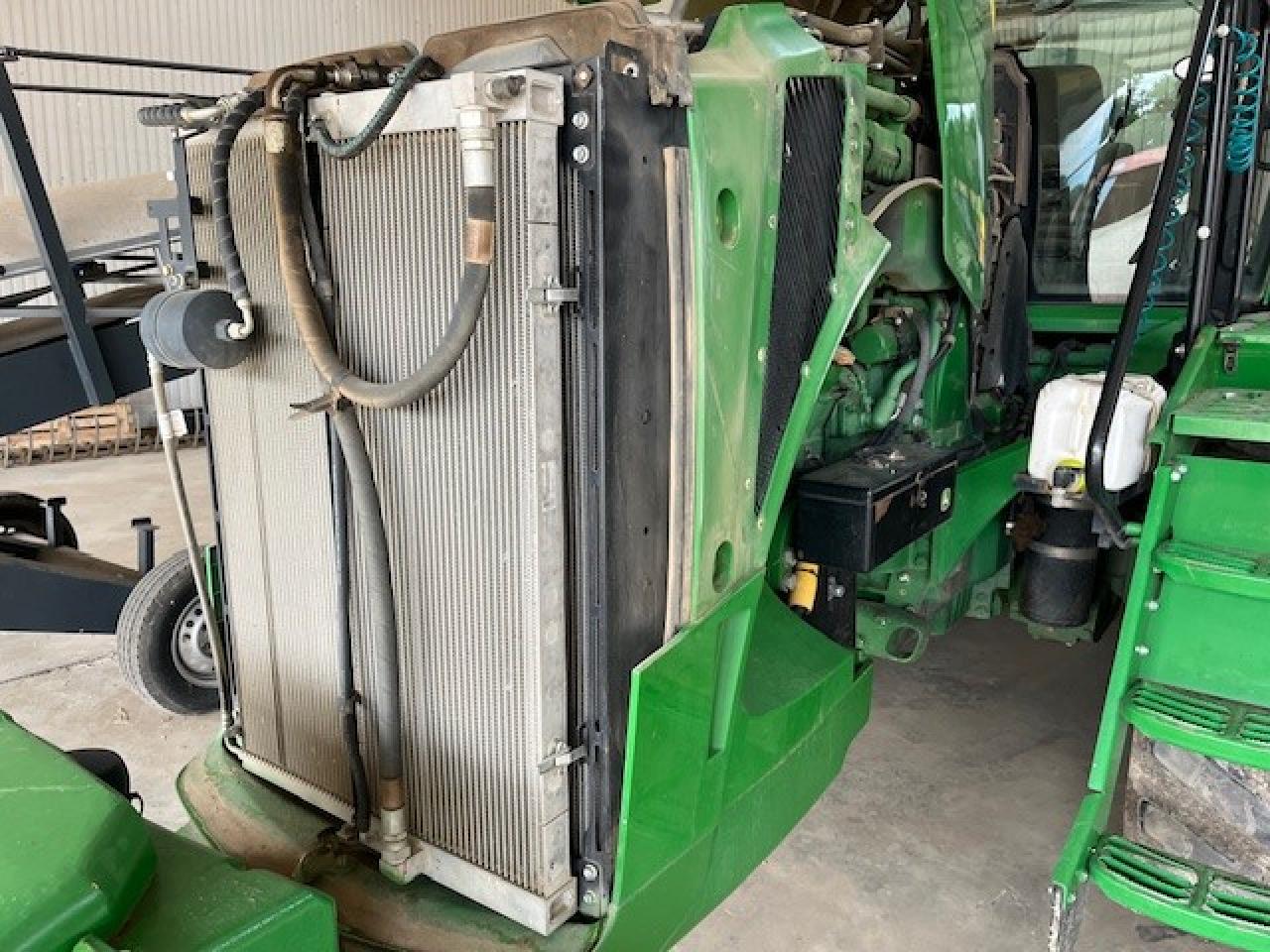 John Deere 8360RT Rear