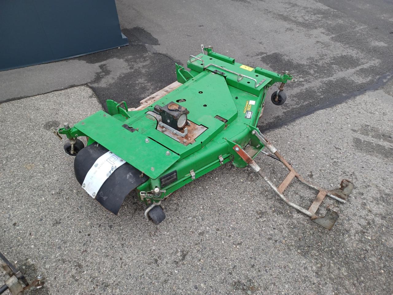 John Deere 3046R Rear