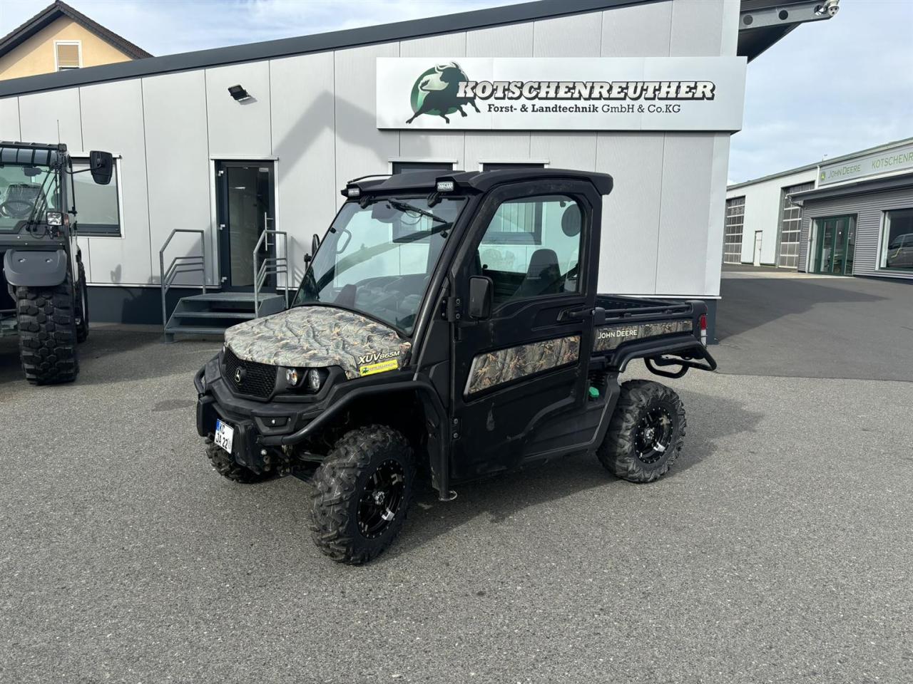 John Deere XUV 865M Gator