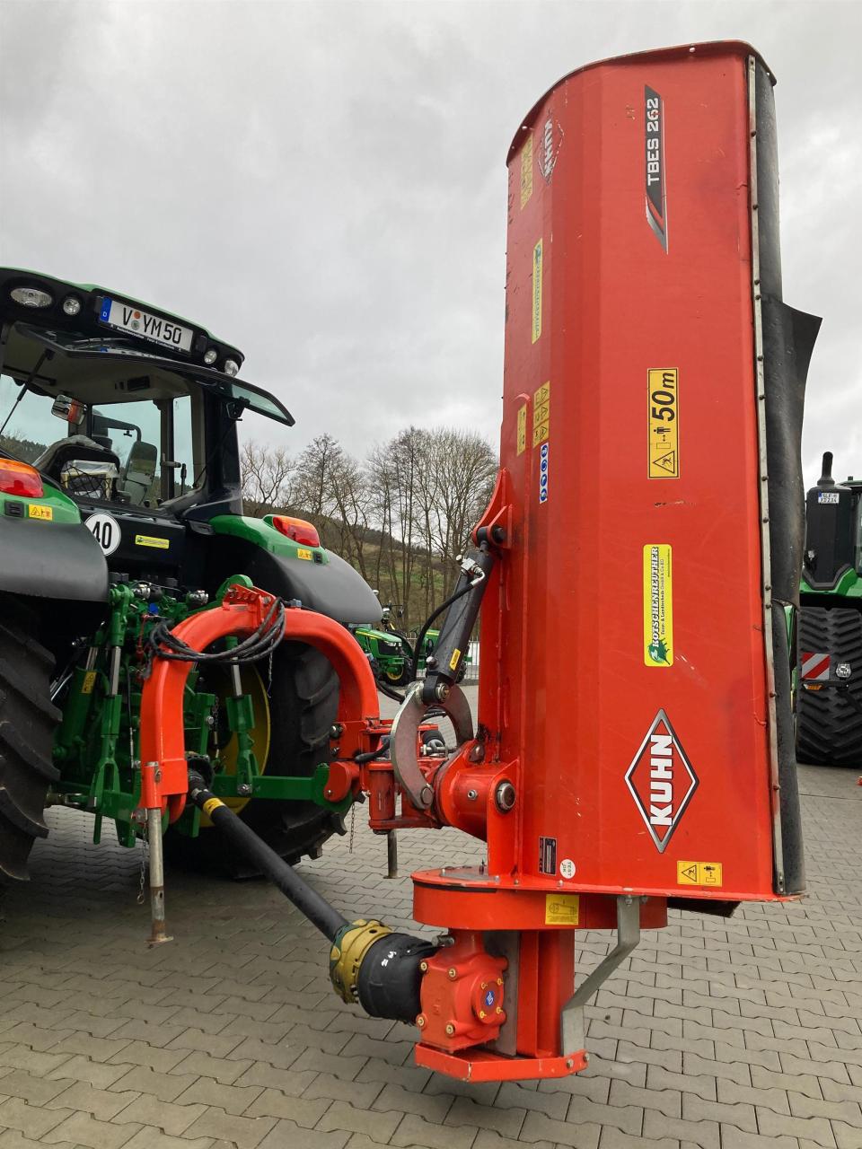 Kuhn TBES 262 Left