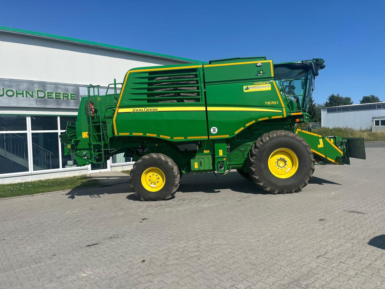 John Deere T670i HM Rear