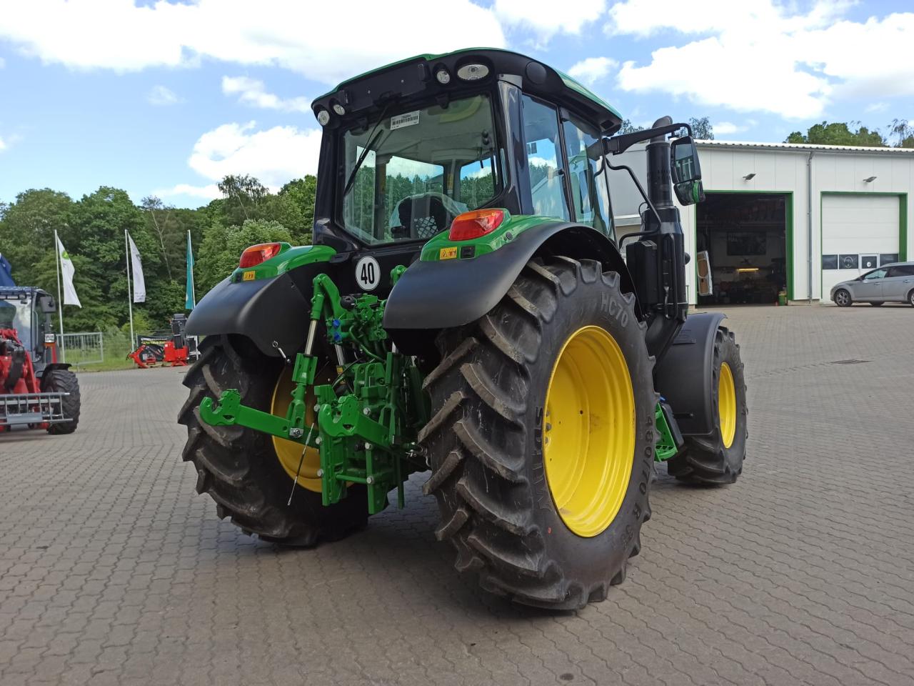 John Deere 6090M Left