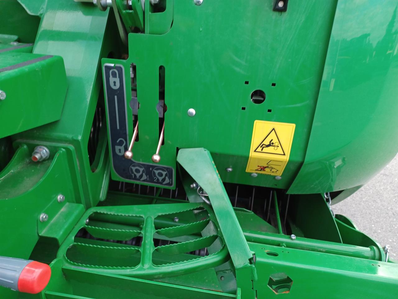 John Deere C441R Rear