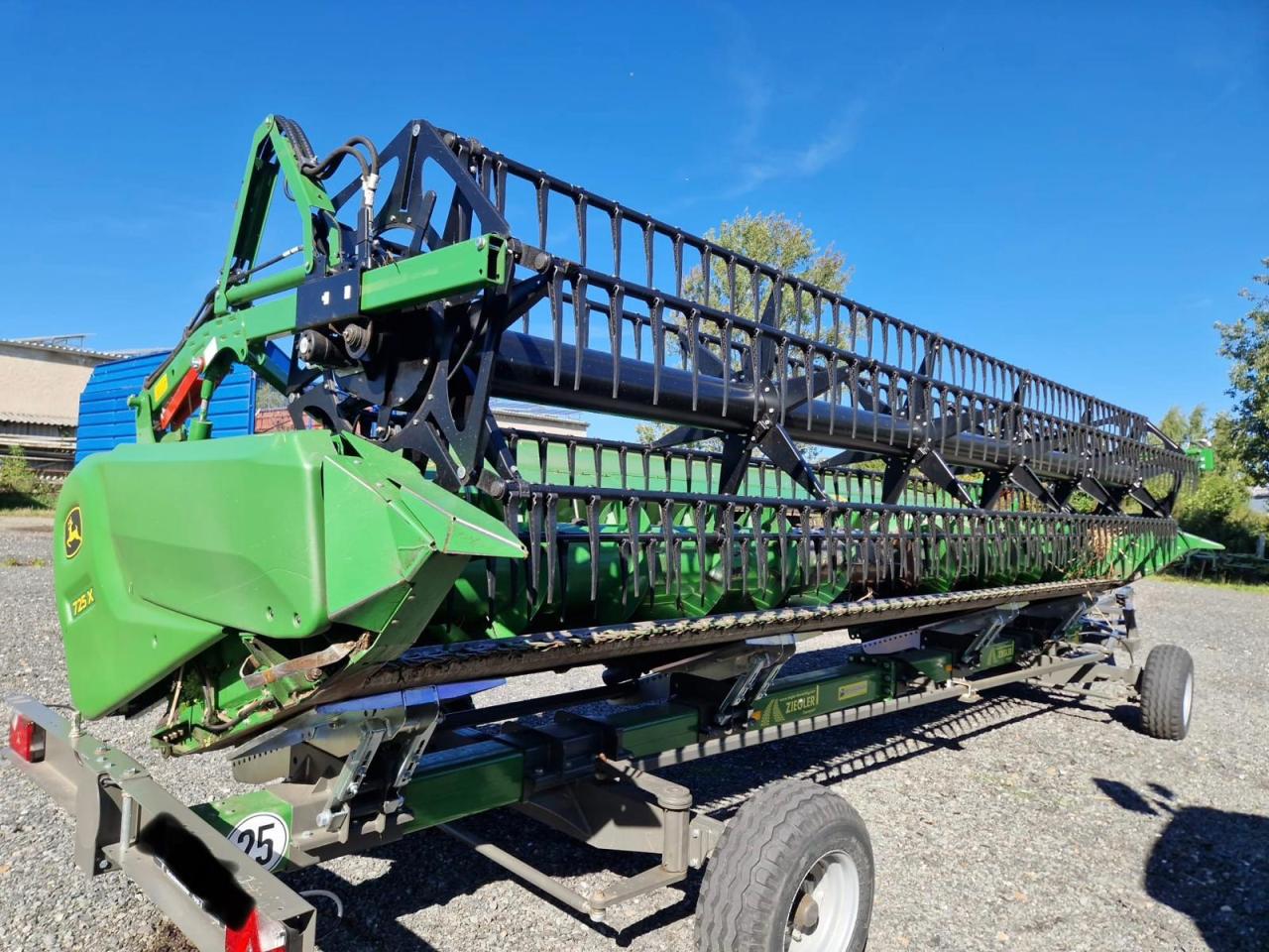 John Deere T560 HM Rear