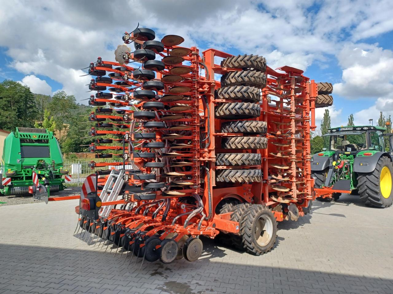 Kuhn Espro 8000 R Aerial