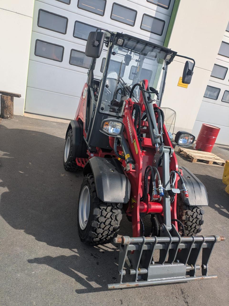 Weidemann 1390 Front
