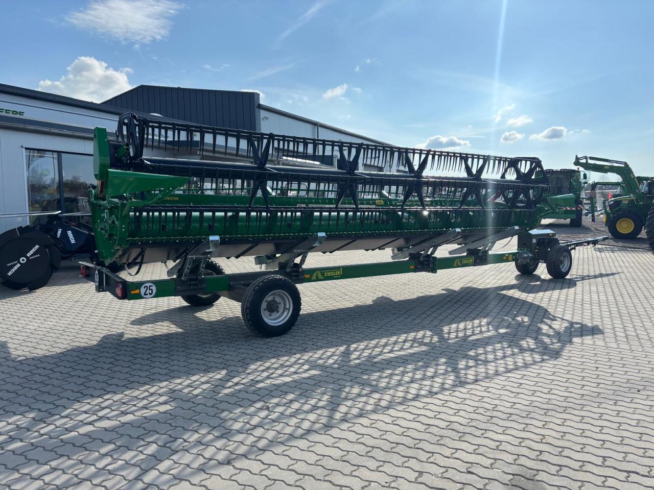 John Deere T660i Rear