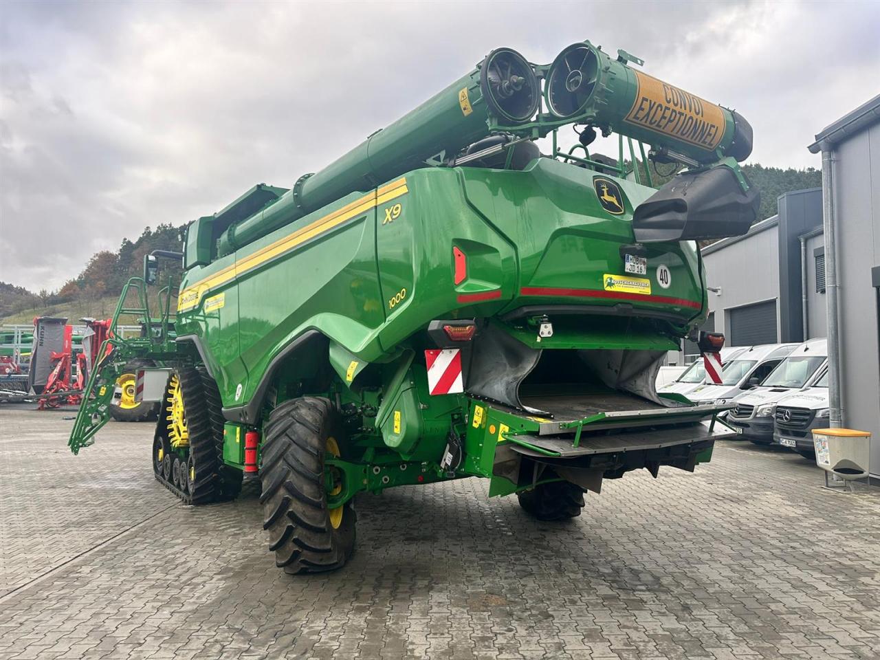 John Deere X9 - 1000 Left